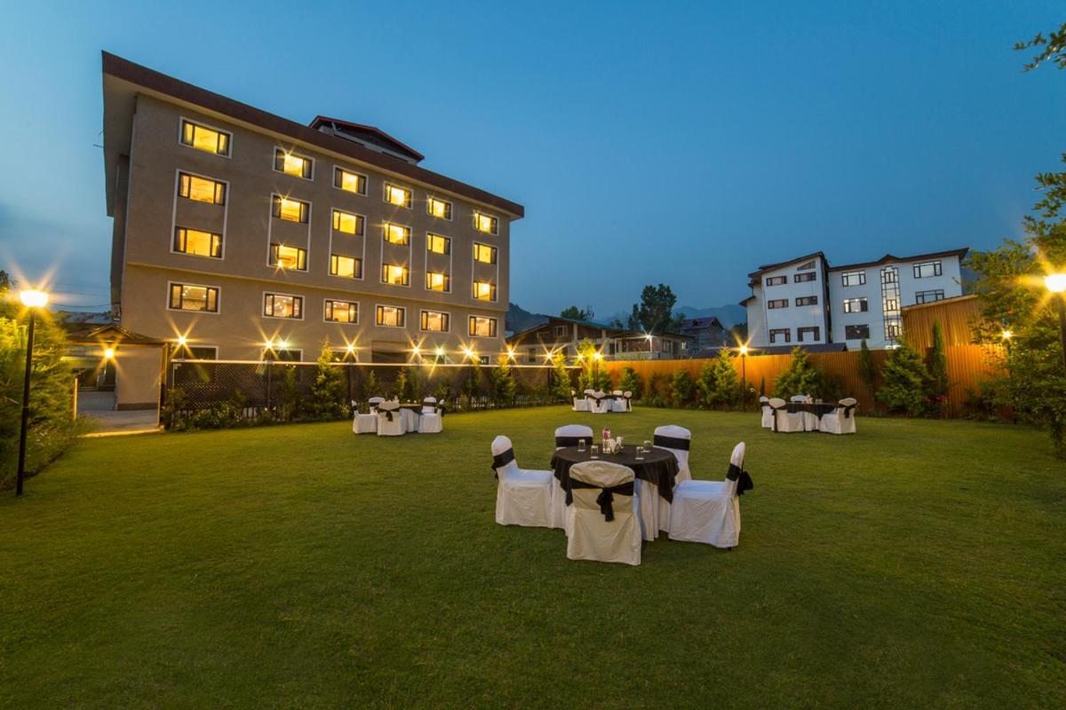 Solar Residency, Srinagar Hotel ภายนอก รูปภาพ